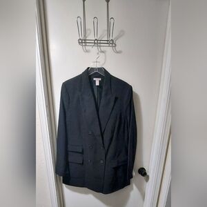 Blazer H&M Womens Size XL runs Large Fits Big. Double Breasted. Nice Blazer.